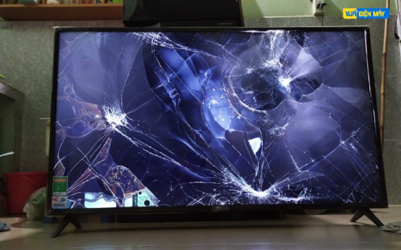 Nguyên nhân khiến màn hình tivi bị vỡ