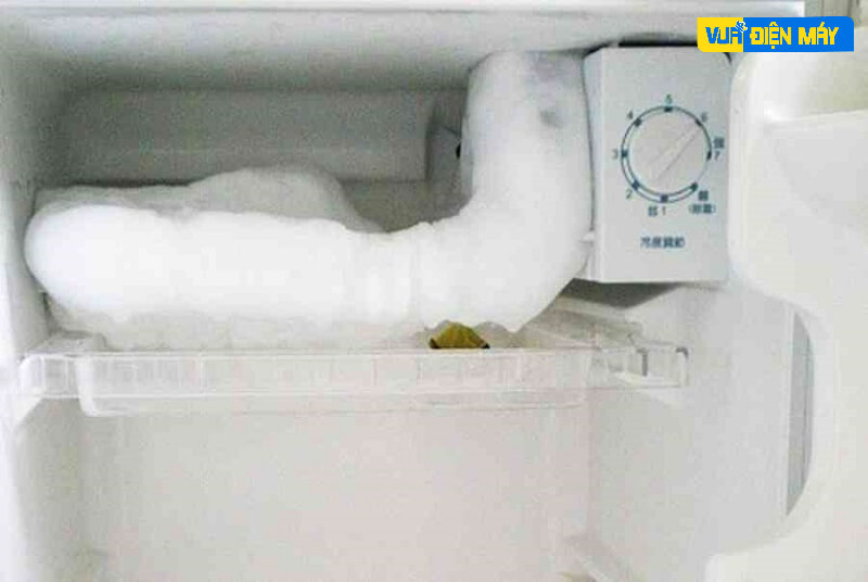 lỗi tủ lạnh panasonic đóng tuyết